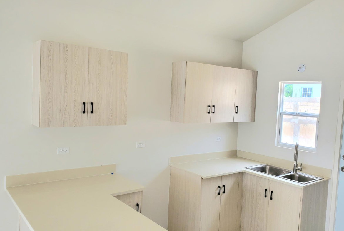 Fourth image of 475 Camelot Village in Discovery Bay, St. Ann, Jamaica - property is For Rent