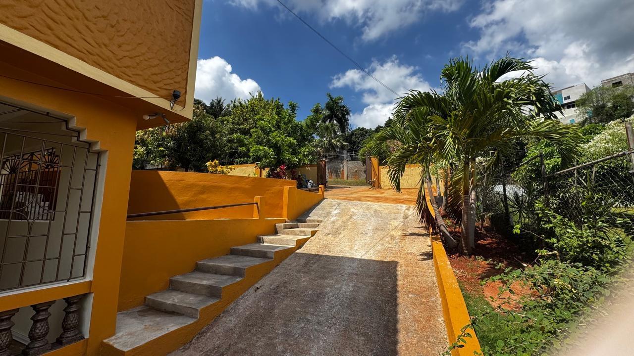 Nineteenth image of 2c Stanmore Terrace, Kingsto in Kingston 19, St. Andrew, Jamaica - property is For Rent
