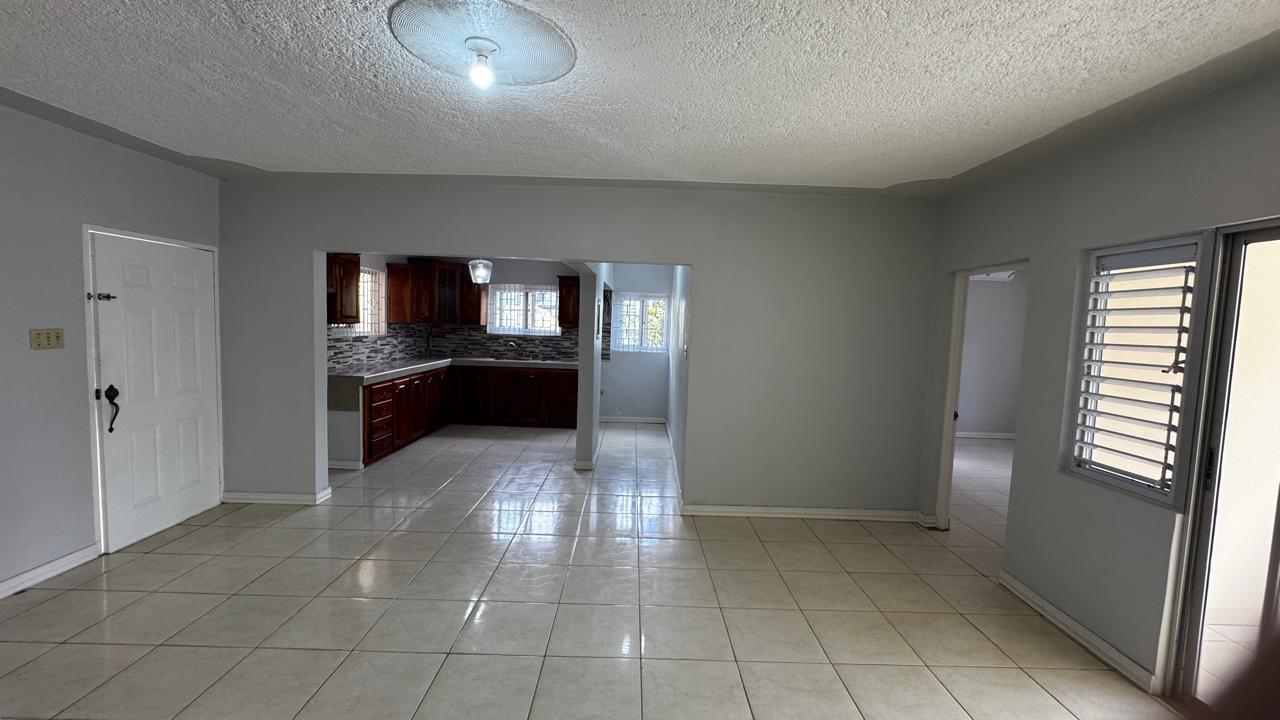 Third image of 2c Stanmore Terrace, Kingsto in Kingston 19, St. Andrew, Jamaica - property is For Rent