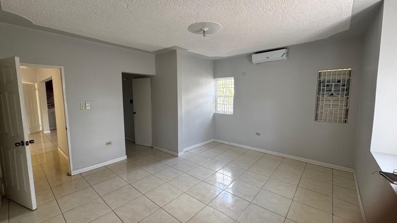 Tenth image of 2c Stanmore Terrace, Kingsto in Kingston 19, St. Andrew, Jamaica - property is For Rent