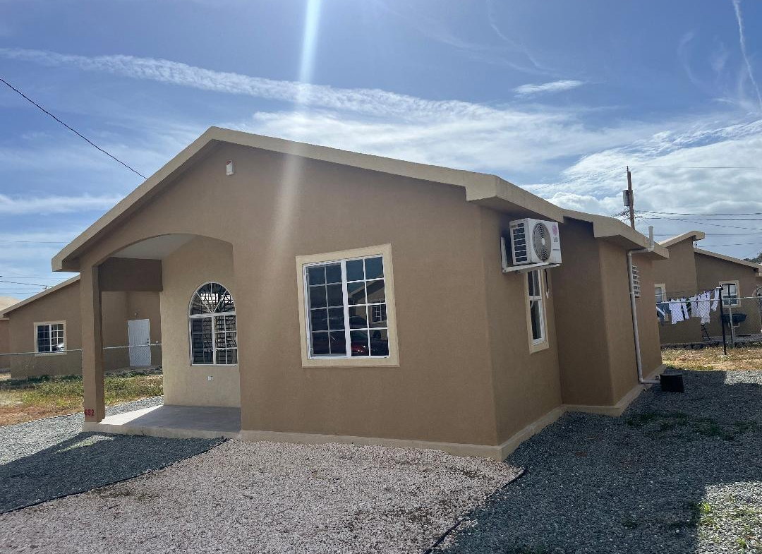 Second image of 652 Phoenix Park Village 2 in Portmore Park, St. Catherine, Jamaica - property is For Rent