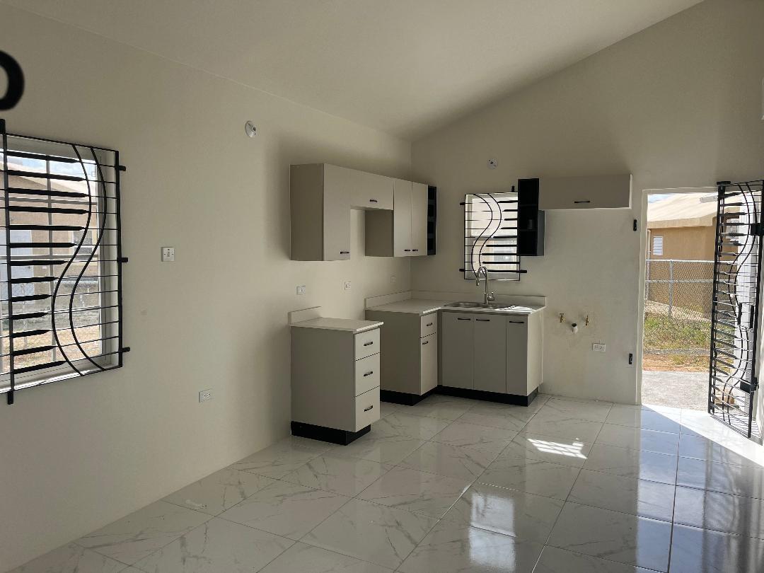 Stunning-3-Bedroom-House-for-Rent-in-Phoenix-Village-Jamaica Fifth image of 652 Phoenix Park Village 2 in Portmore Park, St. Catherine, Jamaica - property is For Rent