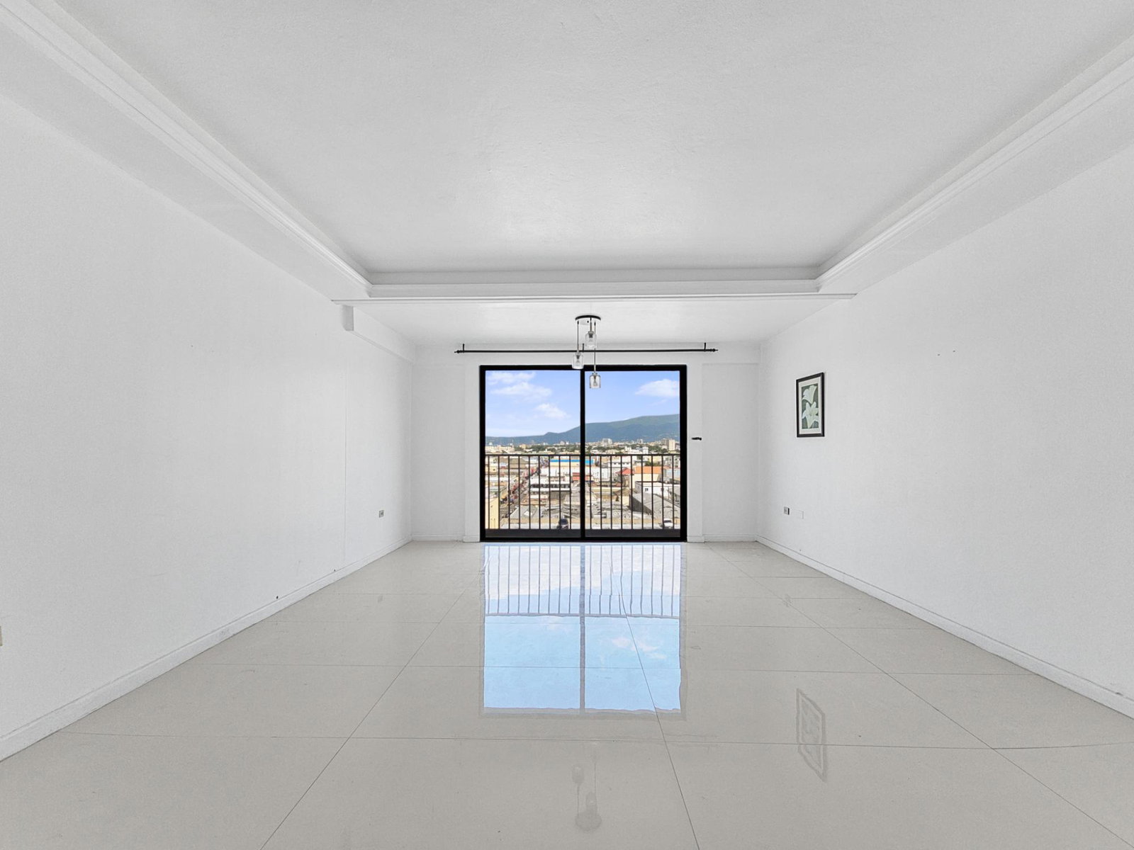 Second image of 8h- Ocean Towers in KINGSTON, Kingston, Jamaica - property is For Rent