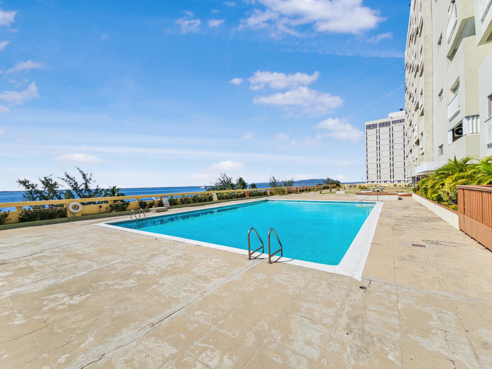 Fourteenth image of 8h- Ocean Towers in KINGSTON, Kingston, Jamaica - property is For Rent