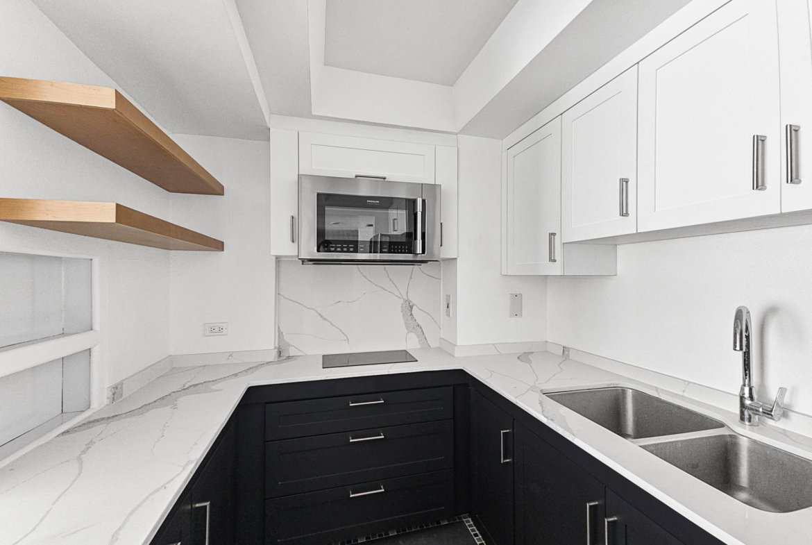 Fourth image of 8h- Ocean Towers in KINGSTON, Kingston, Jamaica - property is For Rent