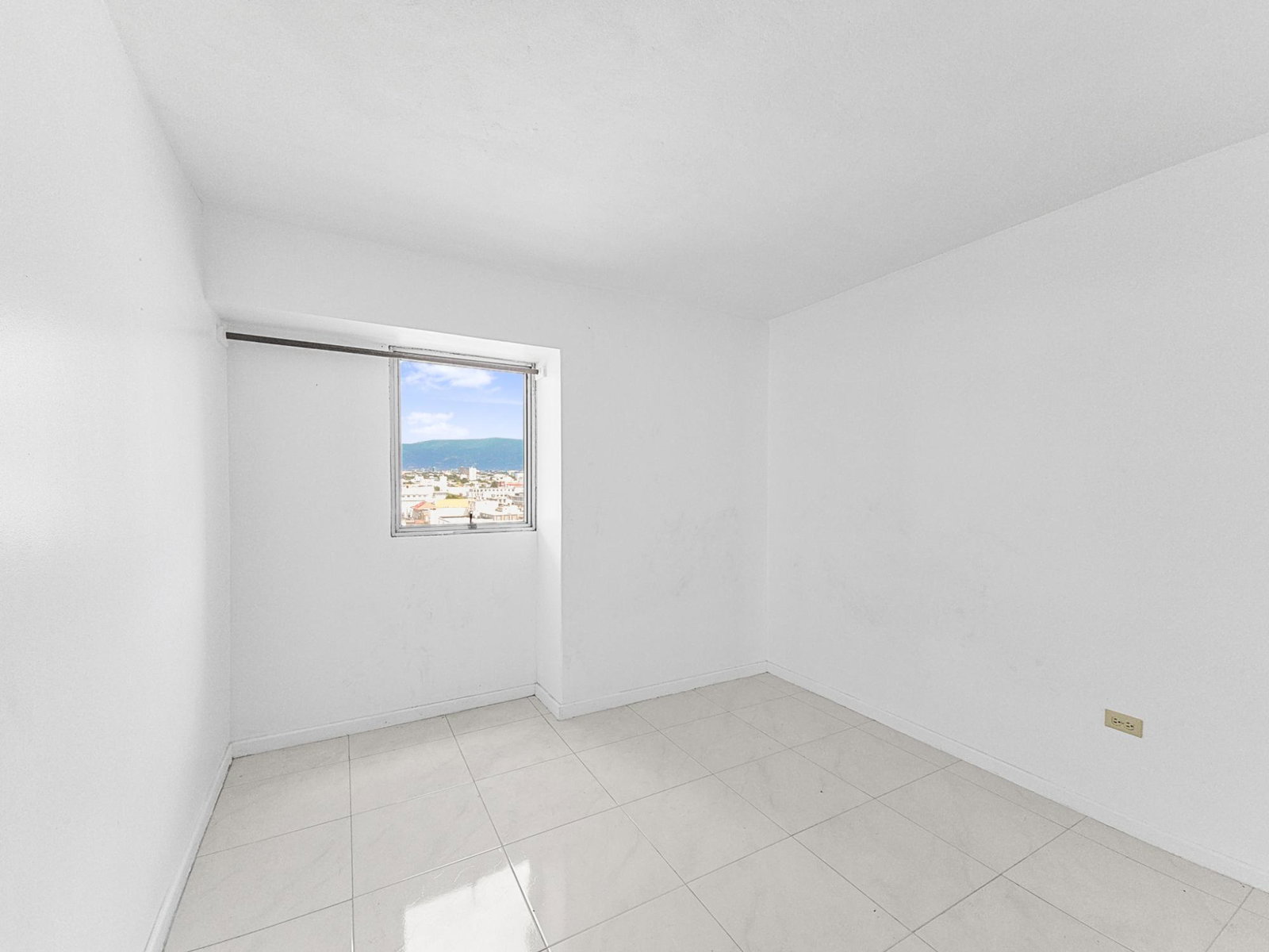 Sixth image of 8h- Ocean Towers in KINGSTON, Kingston, Jamaica - property is For Rent