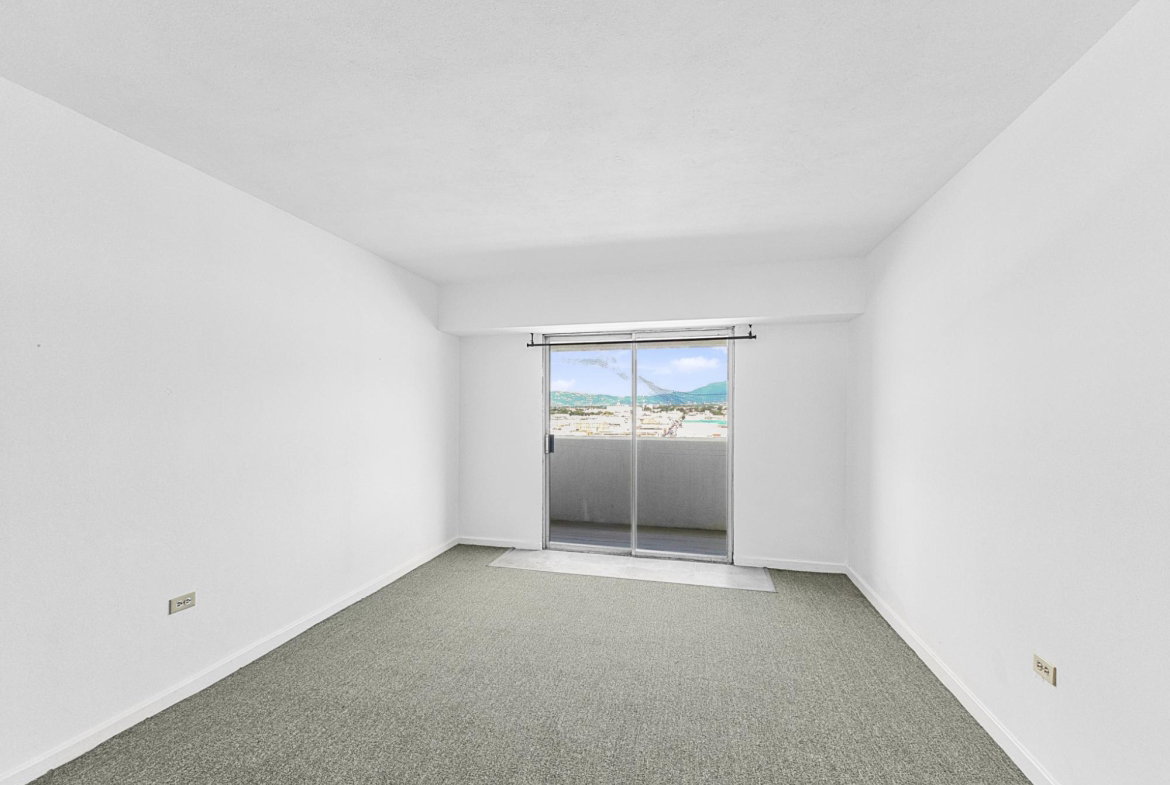 Eighth image of 8h- Ocean Towers in KINGSTON, Kingston, Jamaica - property is For Rent