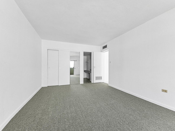 Ninth image of 8h- Ocean Towers in KINGSTON, Kingston, Jamaica - property is For Rent