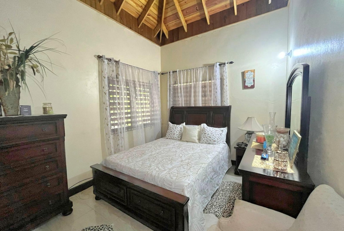 Fourteenth image of 8 Davis Ave in Montego Bay, St. James, Jamaica - property is For Sale