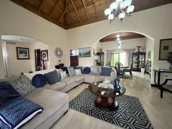 First image of 8 Davis Ave in Montego Bay, St. James, Jamaica - property is For Sale