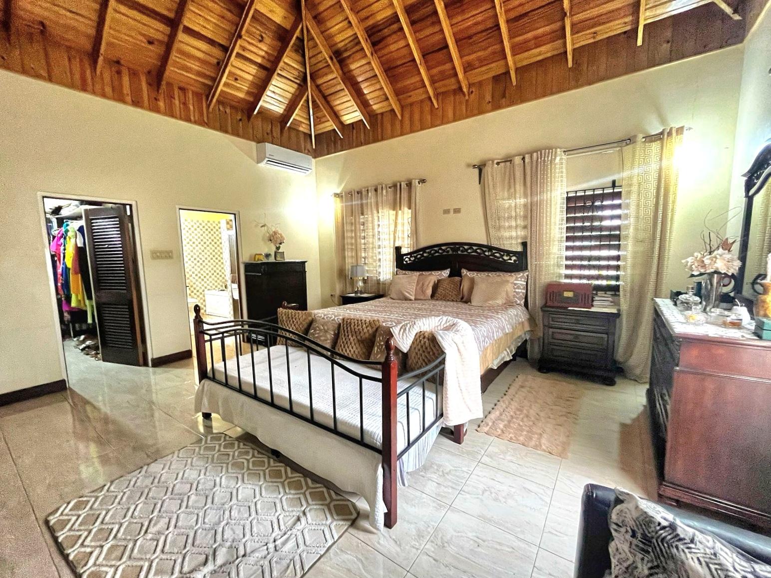 Tenth image of 8 Davis Ave in Montego Bay, St. James, Jamaica - property is For Sale