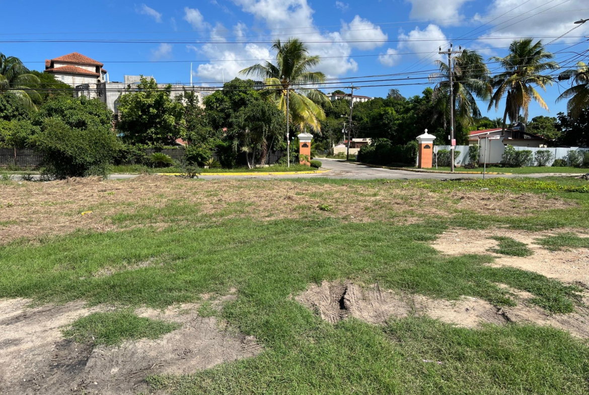 First image of 8 St. Jago Heights Drive in St. Jago, Clarendon, Jamaica - property is For Sale
