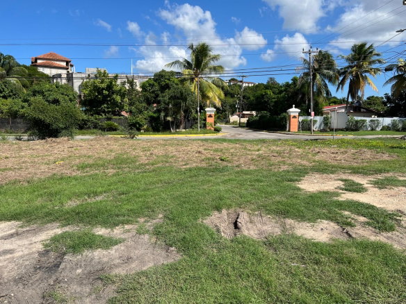 First image of 8 St. Jago Heights Drive in St. Jago, Clarendon, Jamaica - property is For Sale