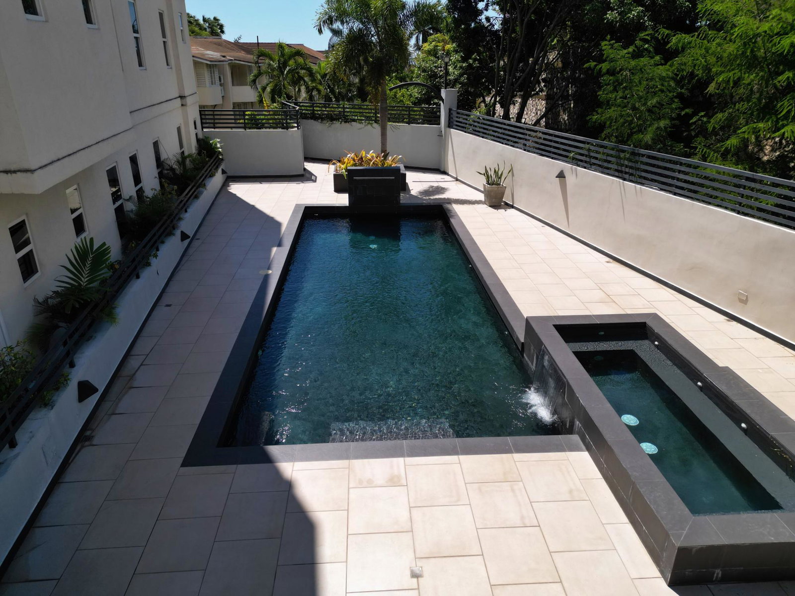 Stunning-Ground-Floor-Apartment-for-Sale-in-Kingston-6-Jamaica Second image of 5 Degenhart Close in Kingston 6, St. Andrew, Jamaica - property is For Sale