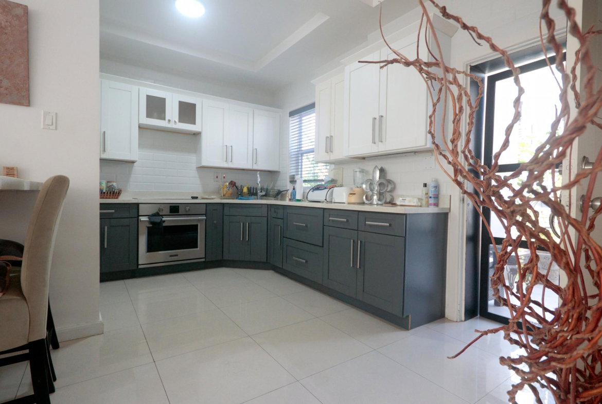 Fifth image of 5 Degenhart Close in Kingston 6, St. Andrew, Jamaica - property is For Sale