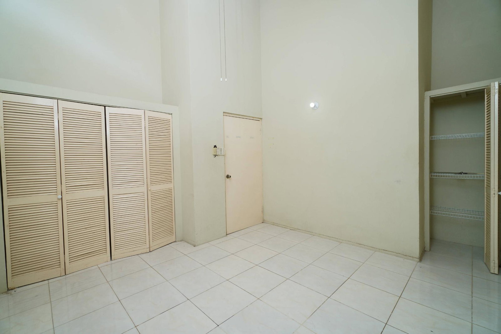 Stunning-Townhome-for-Sale-in-St.-Andrew-Jamaica-–-Dream-Home-or-Investment Twenty-Fifth image of 1 Asafa Cove, Phase 3, Stad in Kingston 5, St. Andrew, Jamaica - property is For Sale
