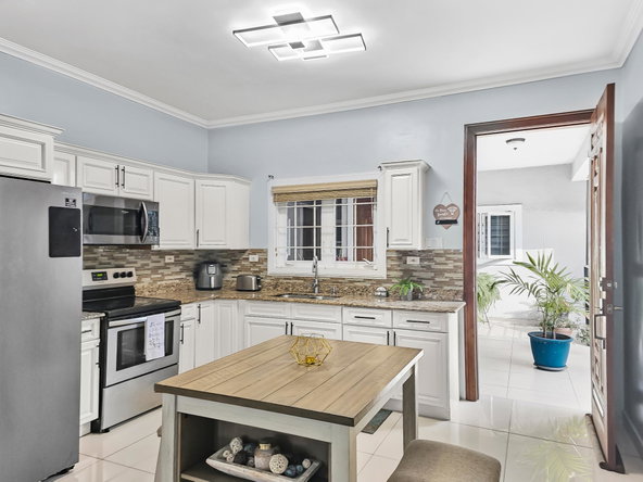 Sixth image of 12 Grosvenor Terrace in Kingston 8, St. Andrew, Jamaica - property is For Rent