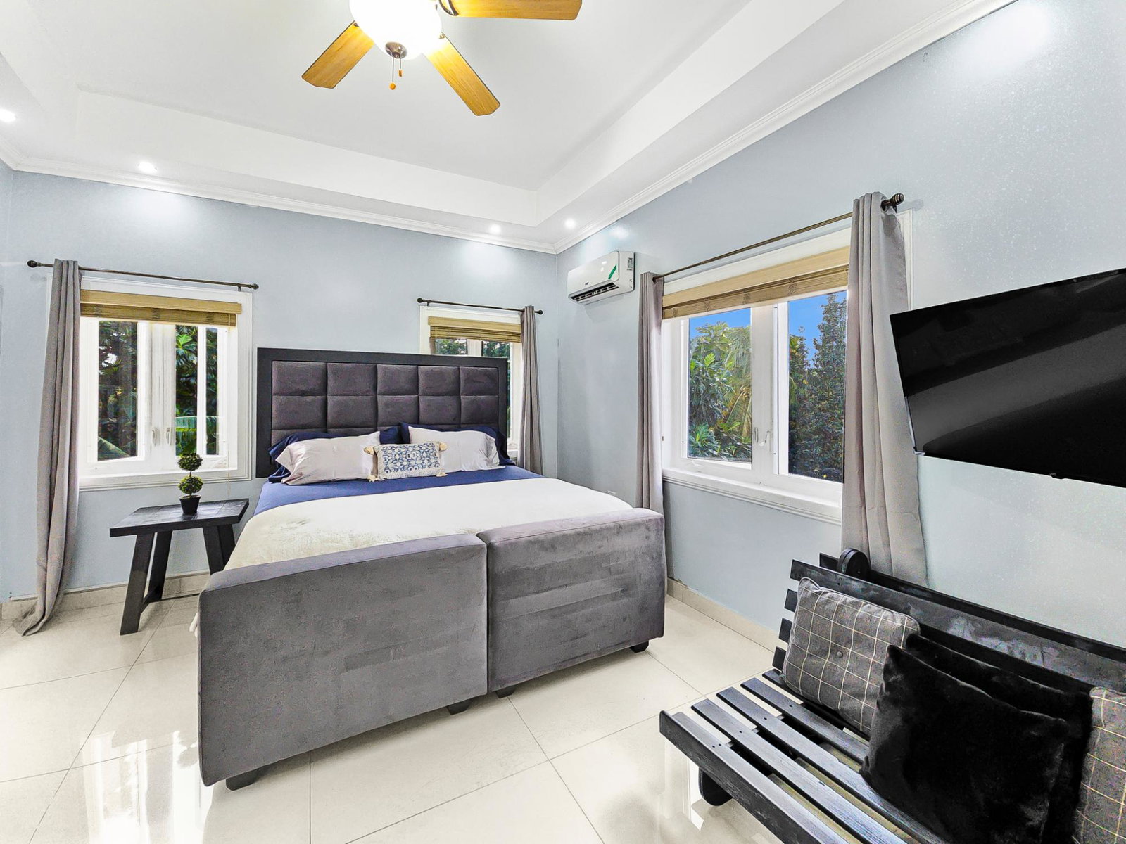 Eighth image of 12 Grosvenor Terrace in Kingston 8, St. Andrew, Jamaica - property is For Rent