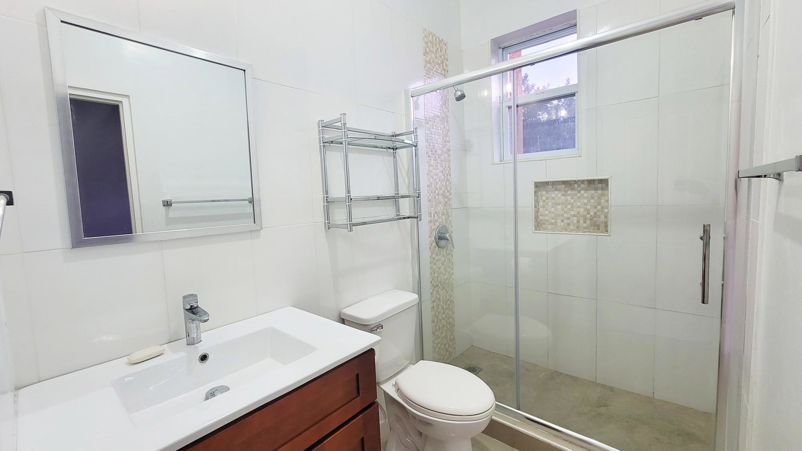 Stylish-2-Bedroom-Apartment-for-Rent-in-St.-Andrew-Jamaica Thirteenth image of B1-117 Red Hills Road in Kingston 19, St. Andrew, Jamaica - property is For Rent