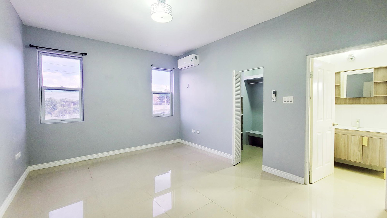 Stylish-2-Bedroom-Apartment-for-Rent-in-St.-Andrew-Jamaica Fifteenth image of B1-117 Red Hills Road in Kingston 19, St. Andrew, Jamaica - property is For Rent
