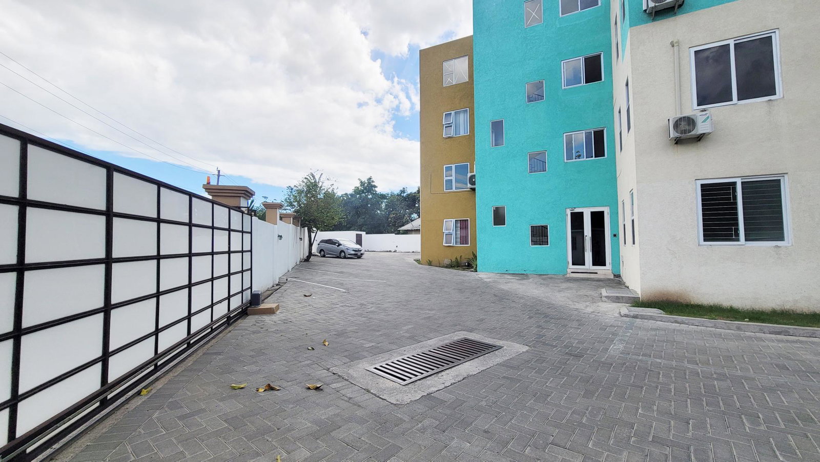 Stylish-2-Bedroom-Apartment-for-Rent-in-St.-Andrew-Jamaica Twentieth image of B1-117 Red Hills Road in Kingston 19, St. Andrew, Jamaica - property is For Rent