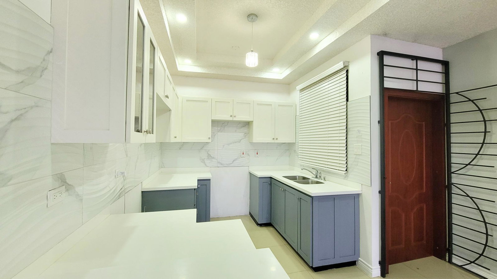 Stylish-2-Bedroom-Apartment-for-Rent-in-St.-Andrew-Jamaica Fifth image of B1-117 Red Hills Road in Kingston 19, St. Andrew, Jamaica - property is For Rent