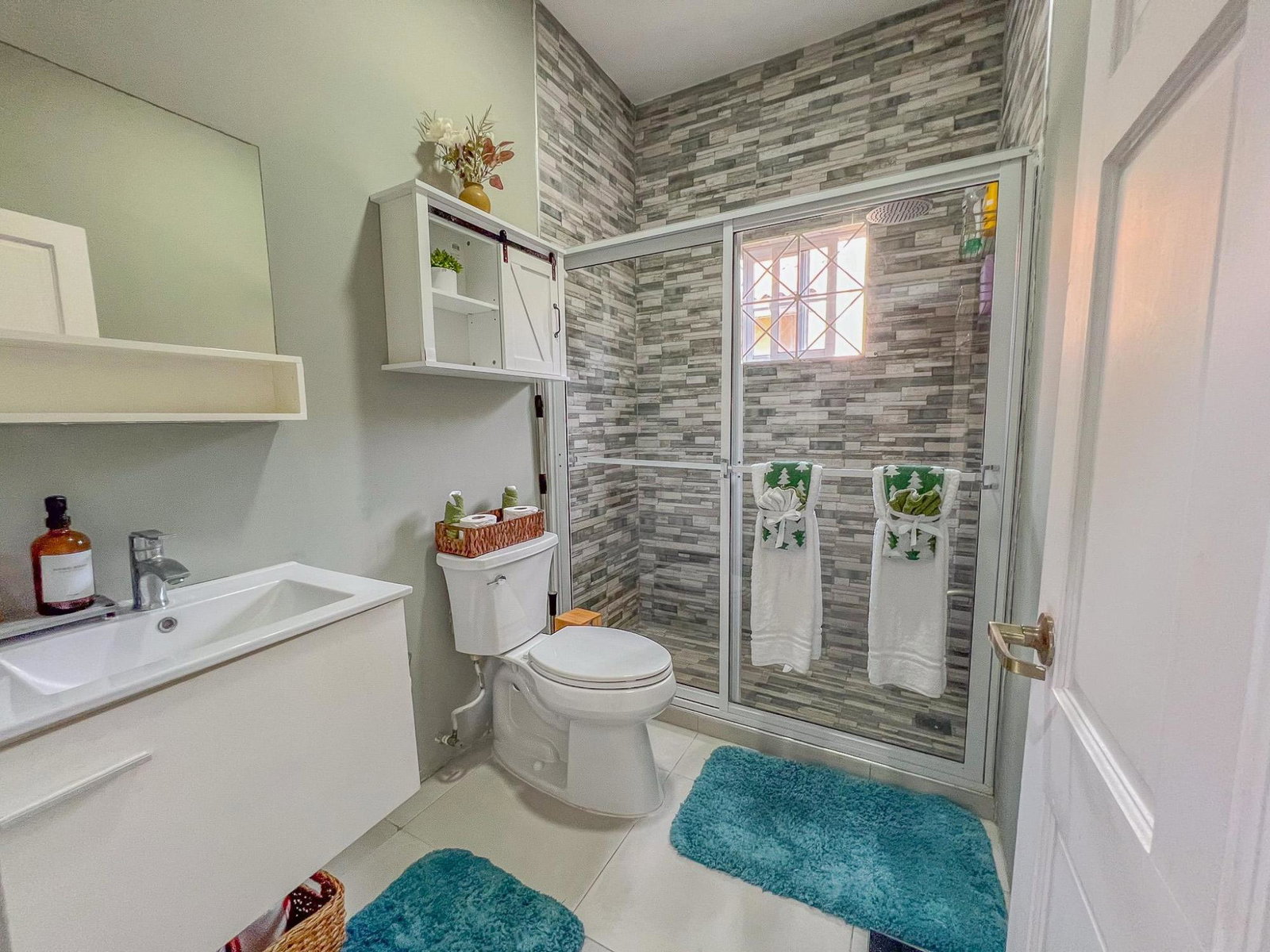 Nineteenth image of Flat#1-d67 Cairbbean Estate, in Caribbean Estates, St. Catherine, Jamaica - property is For Rent