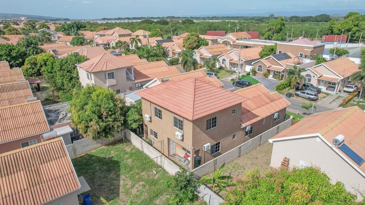 Seventh image of Flat#1-d67 Cairbbean Estate, in Caribbean Estates, St. Catherine, Jamaica - property is For Rent