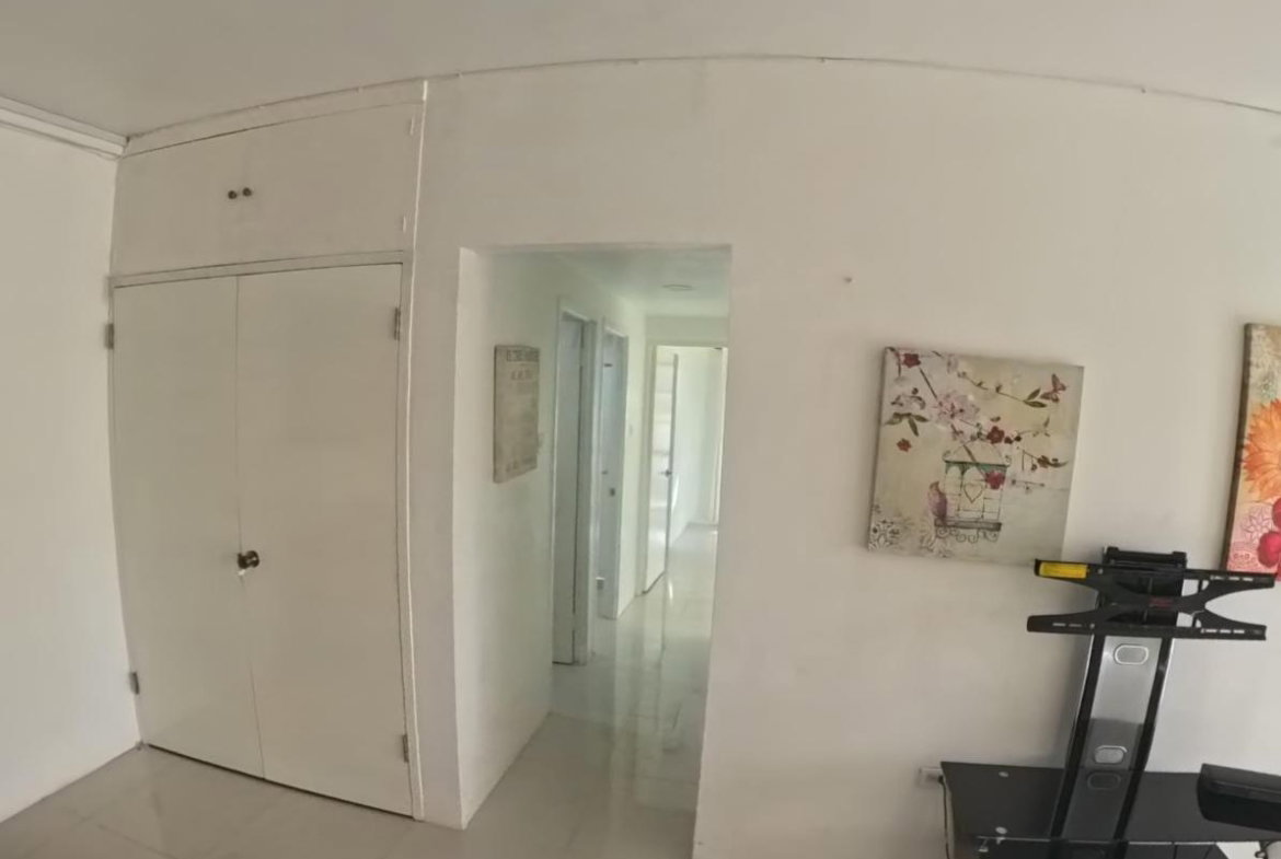 Second image of 14d- 44 Trafalgar Road in Kingston 10, St. Andrew, Jamaica - property is For Rent