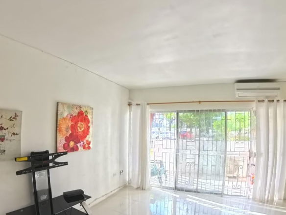 First image of 14d- 44 Trafalgar Road in Kingston 10, St. Andrew, Jamaica - property is For Rent