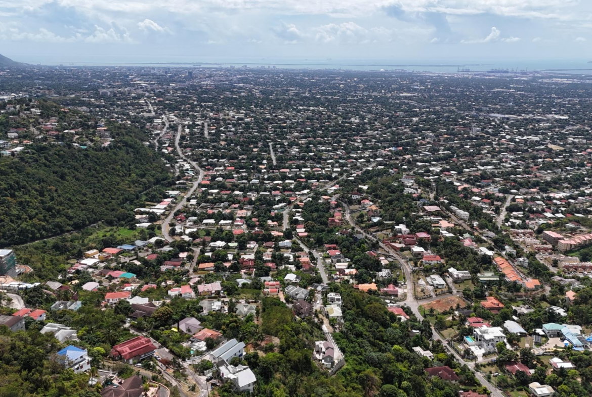 Fourth image of 19 Bellevue Drive,smokeyvale in Kingston 19, St. Andrew, Jamaica - property is For Sale