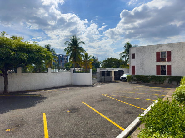 Thirteenth image of 13-22 Waterloo Road in Kingston 10, St. Andrew, Jamaica - property is For Rent