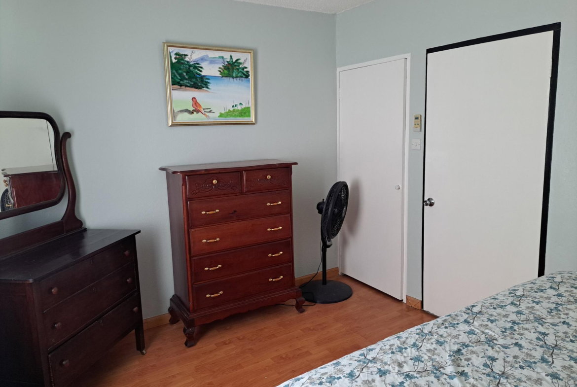 Seventeenth image of 2b- Clieveden Avenue in Kingston 6, St. Andrew, Jamaica - property is For Rent