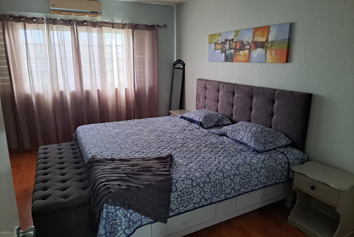 Ninth image of 2b- Clieveden Avenue in Kingston 6, St. Andrew, Jamaica - property is For Rent