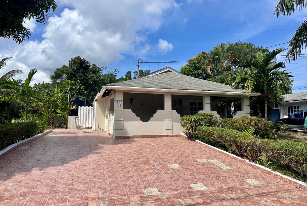 Second image of 24 Drax Hall in St. Ann's Bay, St. Ann, Jamaica - property is For Rent