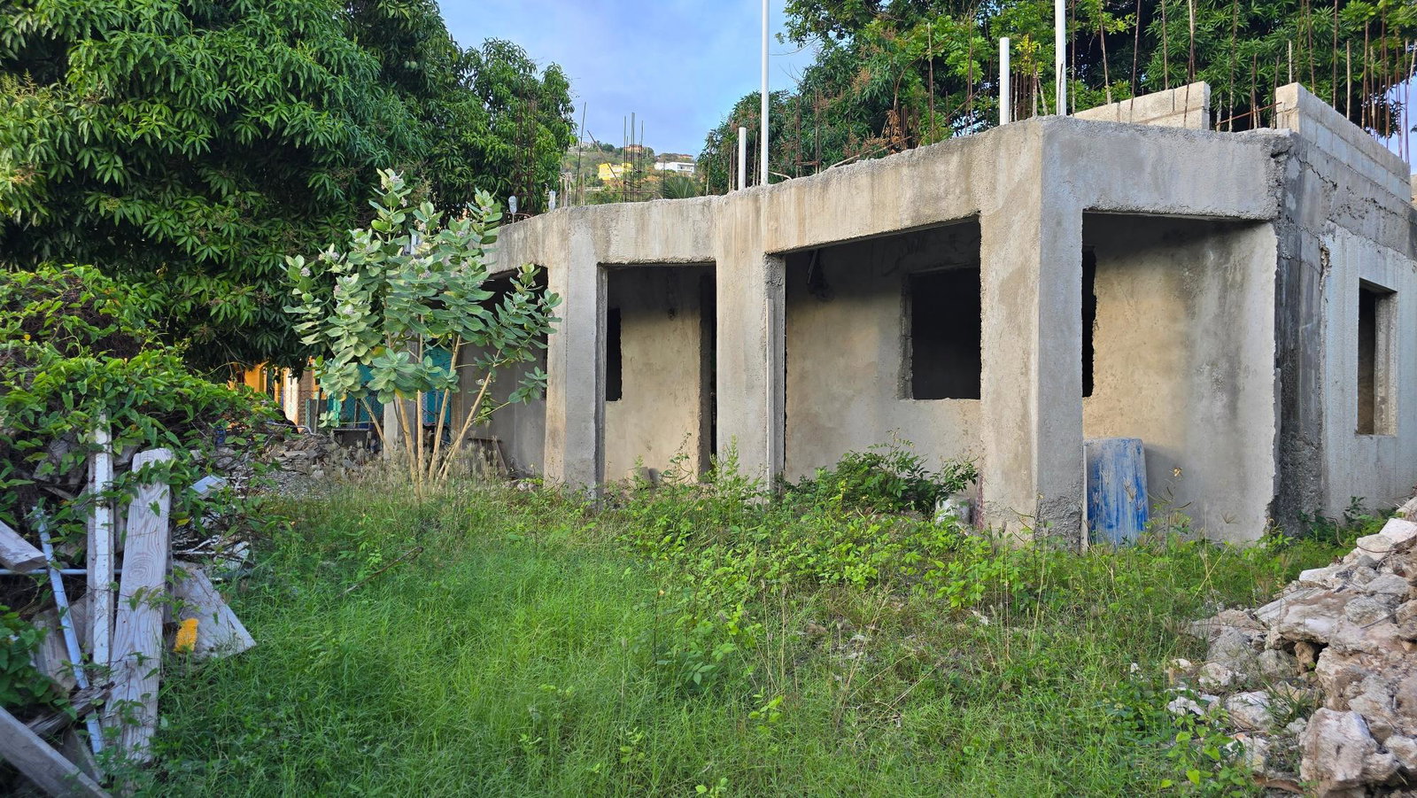 Seventh image of 20 Winsome Avenue in Kingston 19, St. Andrew, Jamaica - property is For Sale