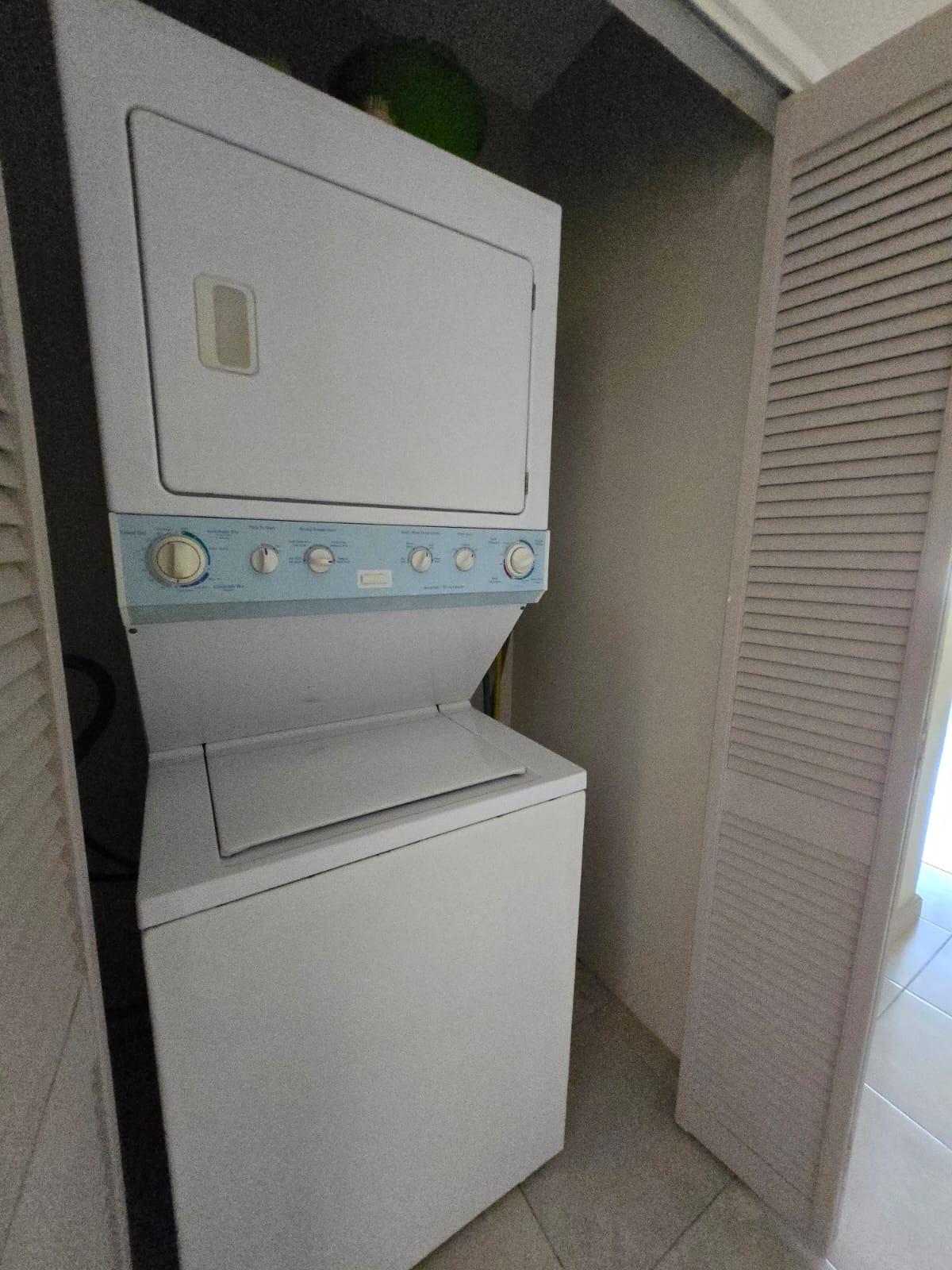 Charming-1-Bedroom-Apartment-for-Rent-in-Liguanea-St.-Andrew Sixth image of 11-31 Wellington Drive in Kingston 6, St. Andrew, Jamaica - property is For Rent