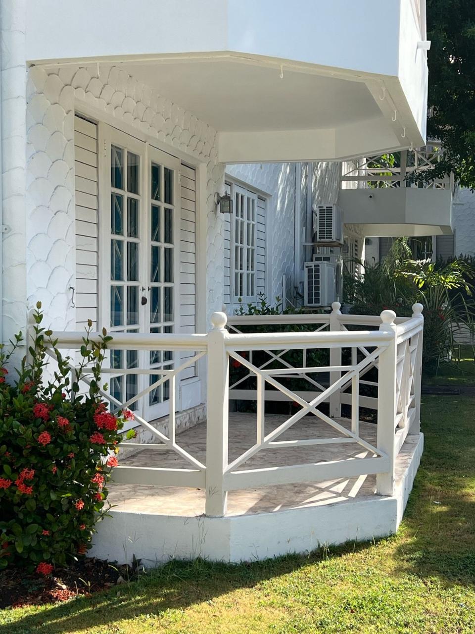 Eighth image of E2-8 East Kings House Road in Kingston 6, St. Andrew, Jamaica - property is For Rent