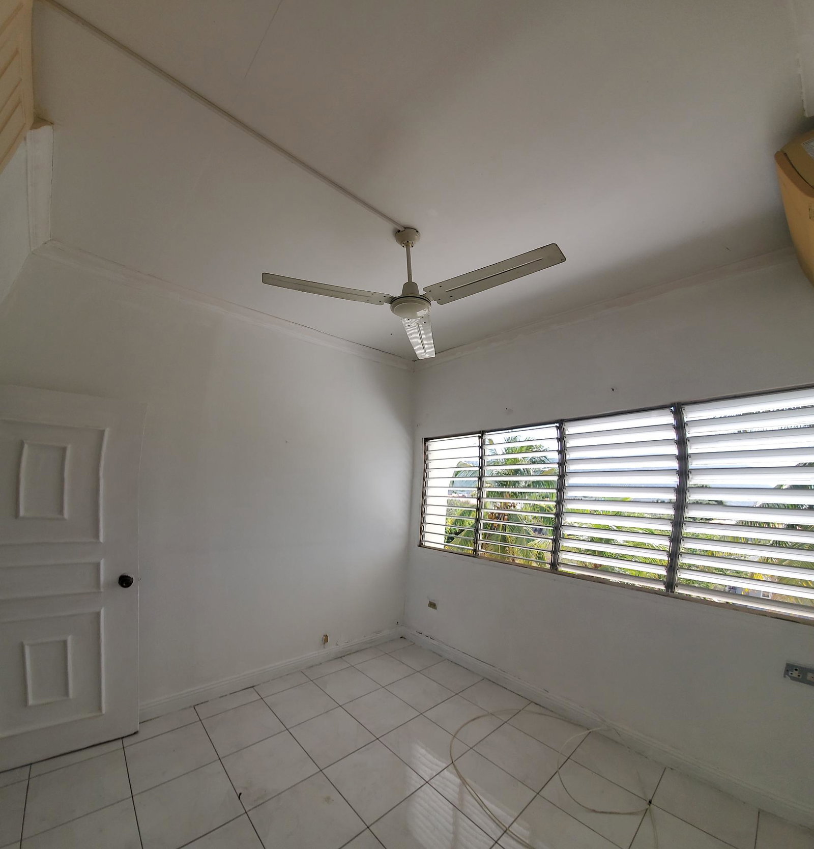 Ninth image of 40-15-15a Kensington Crescent in Kingston 5, St. Andrew, Jamaica - property is For Sale