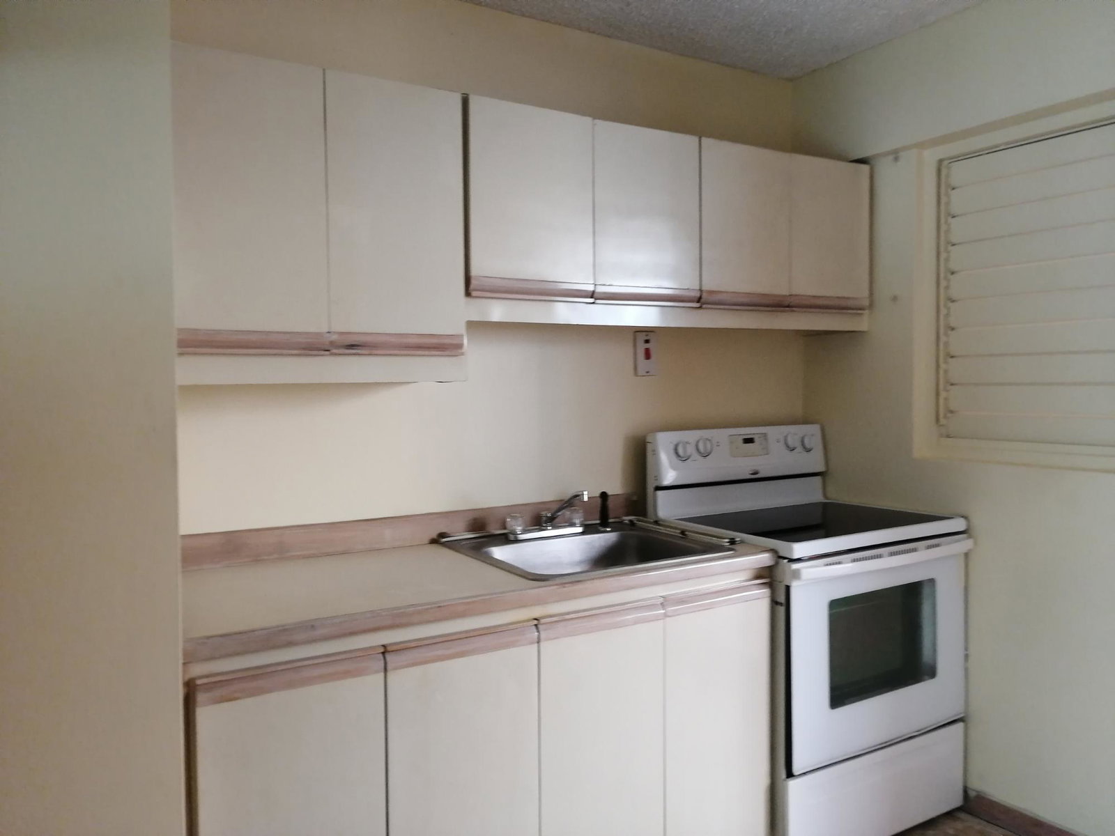 Fourth image of 203-9-11 Kensington Crescent in Kingston 5, St. Andrew, Jamaica - property is For Sale