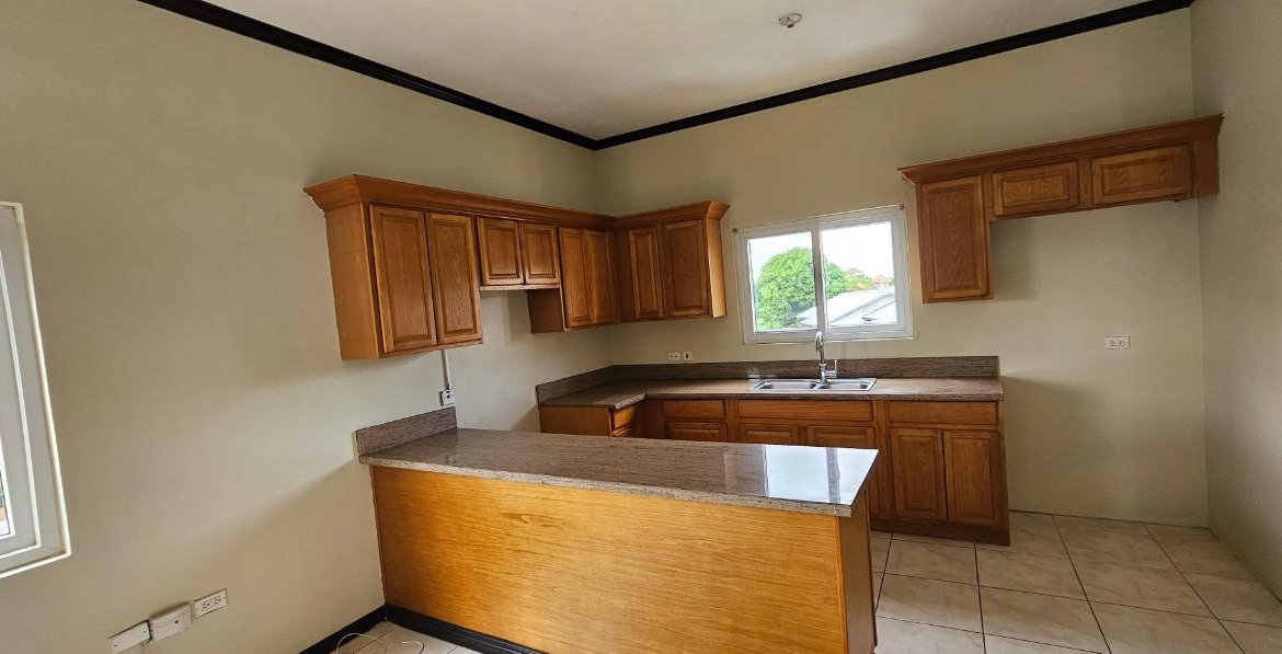 Fifth image of 13-11 Annette Crescent in Kingston 10, St. Andrew, Jamaica - property is For Rent