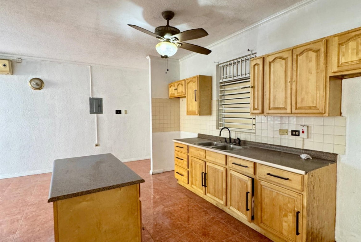 Eleventh image of 15-18 Kensington Crescent in Kingston 5, St. Andrew, Jamaica - property is For Rent