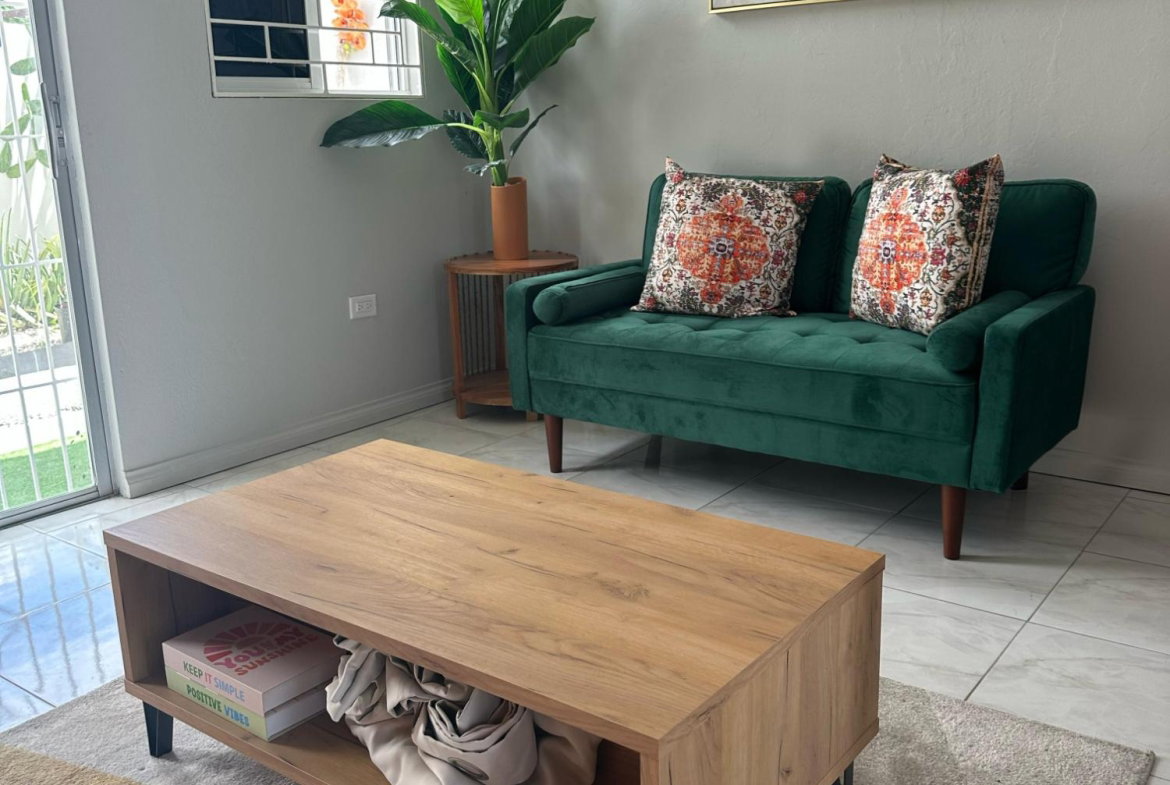 Third image of 2 Haining Crescent, Kingsto in Kingston 5, St. Andrew, Jamaica - property is For Rent