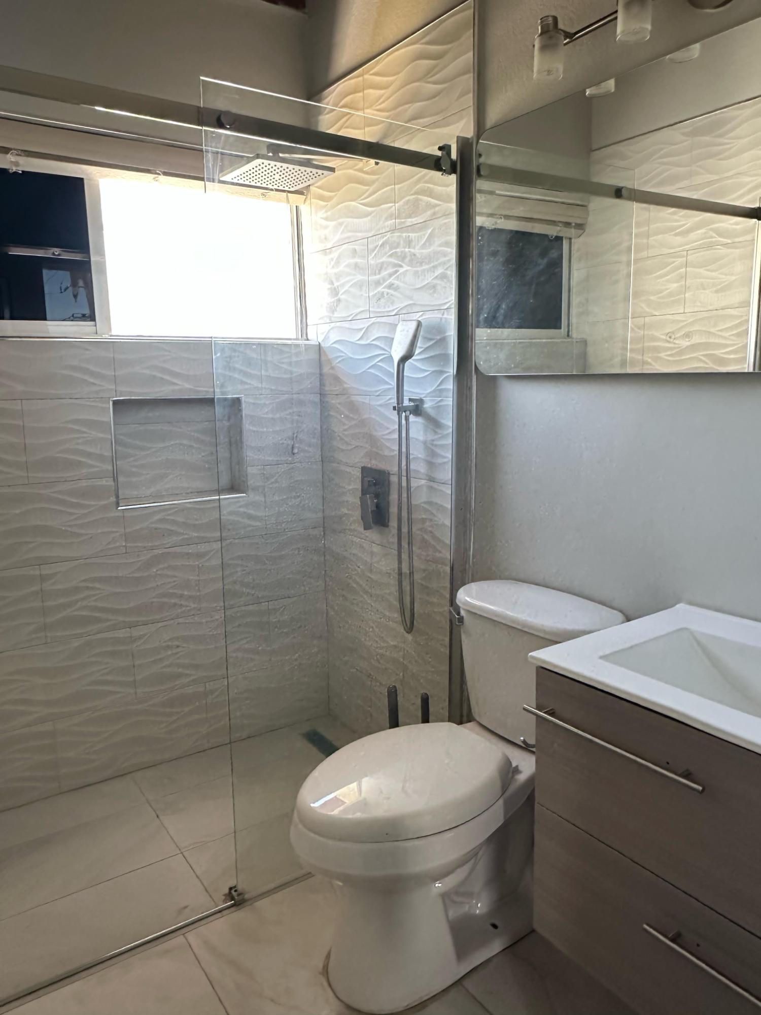 Tenth image of 2 Haining Crescent, Kingsto in Kingston 5, St. Andrew, Jamaica - property is For Rent