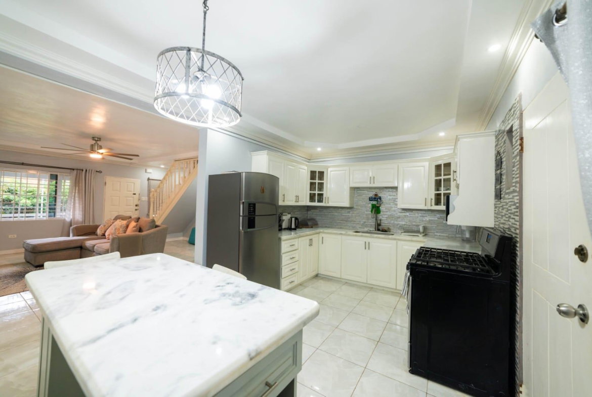 Fifth image of 3 Part of Woodlawn, Mandevi in Mandeville, Manchester, Jamaica - property is For Rent