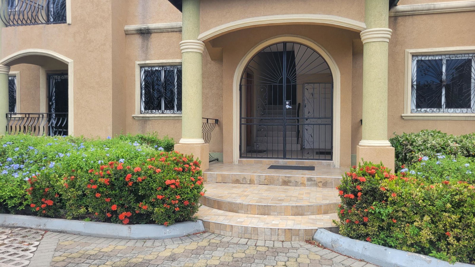 Charming-2BR-Apartment-for-Rent-in-Beresford-Crescent-St.-Andrew Third image of 1-9 Beresford Crescent in Kingston 8, St. Andrew, Jamaica - property is For Rent