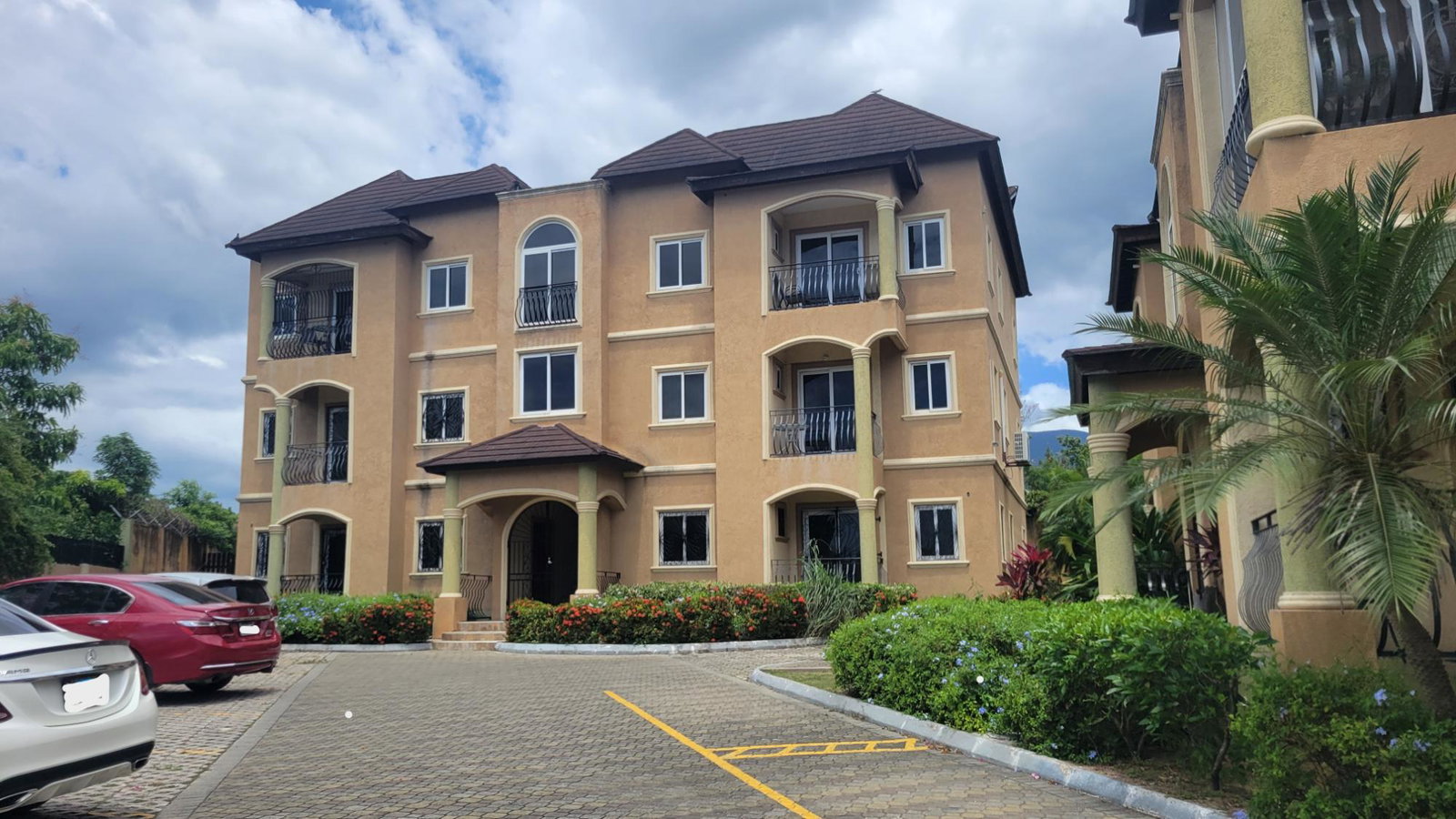 Charming-2BR-Apartment-for-Rent-in-Beresford-Crescent-St.-Andrew First image of 1-9 Beresford Crescent in Kingston 8, St. Andrew, Jamaica - property is For Rent