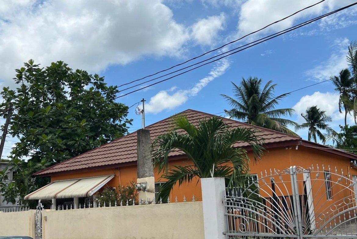 First image of 45 York Circle in May Pen, Clarendon, Jamaica - property is For Sale