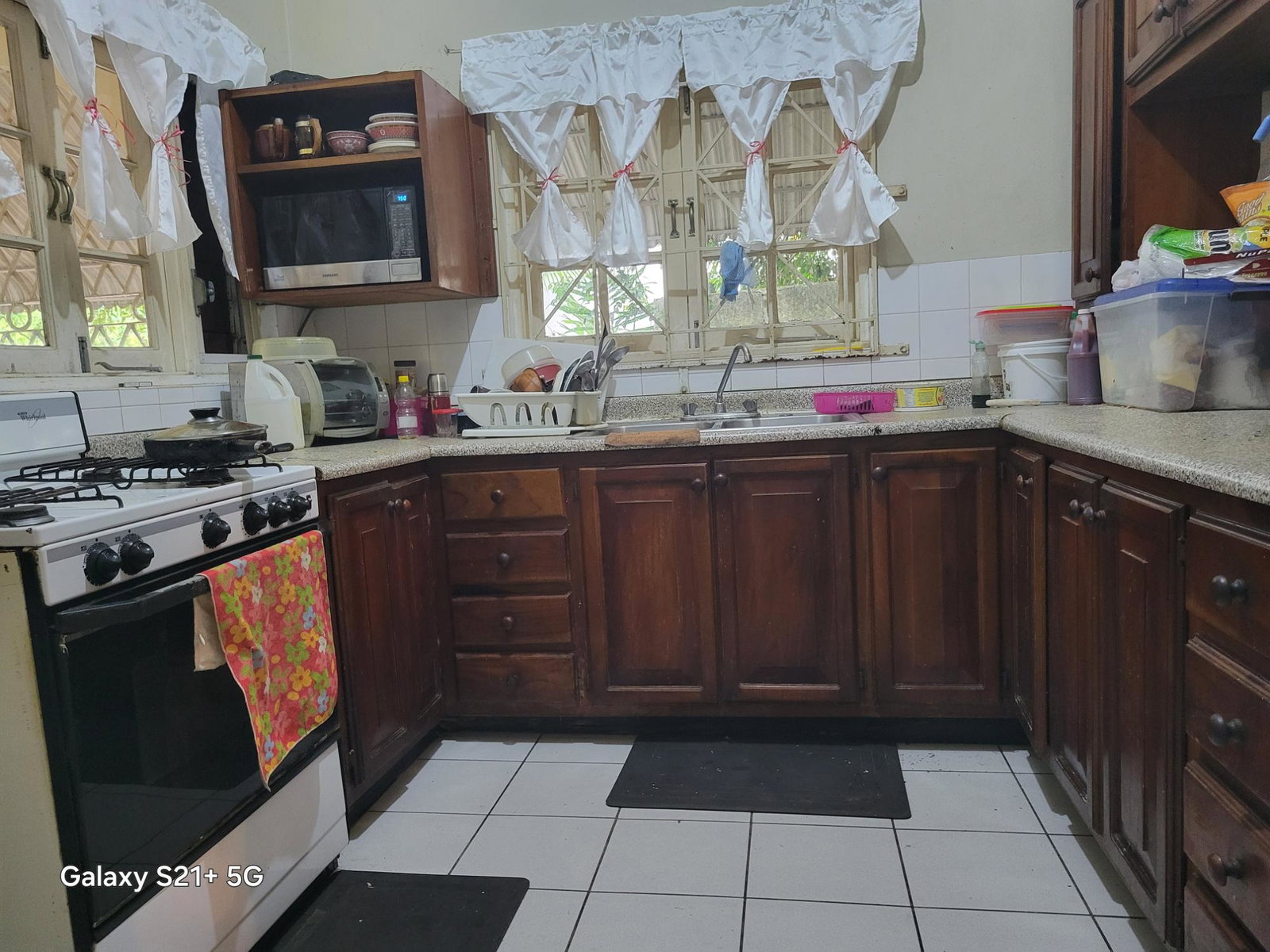 Charming-3-Bedroom-Single-Storey-House-for-Sale-in-Havendale-Jamaica Sixth image of 4 Riverside Drive in Kingston 19, St. Andrew, Jamaica - property is For Sale
