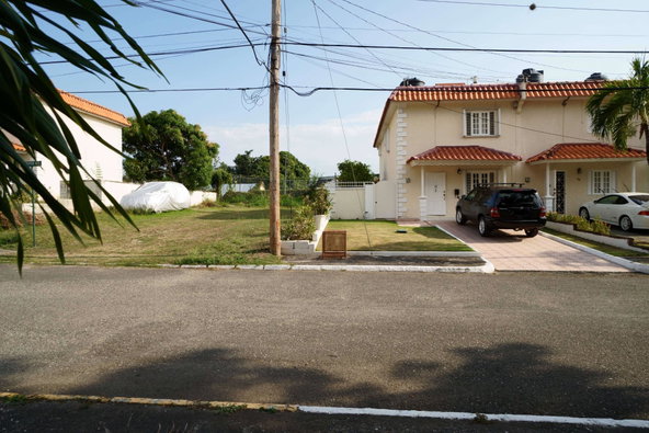Fifth image of 12 Cowper Avenue, College gr in Kingston 6, St. Andrew, Jamaica - property is For Rent